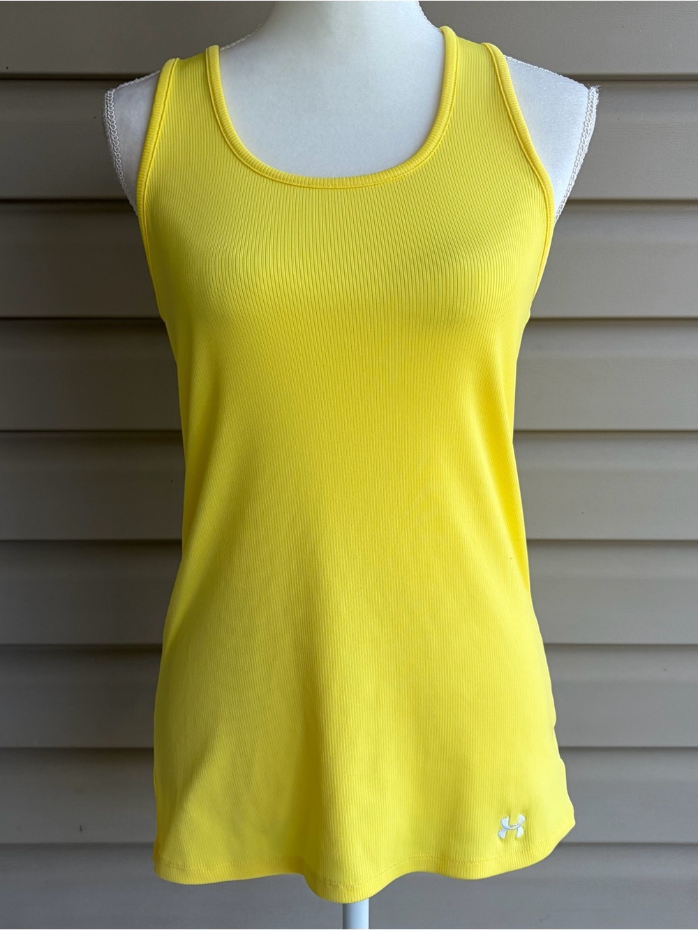 •Under Armour• Ribbed HeatGear Racerback Tank - Size Large